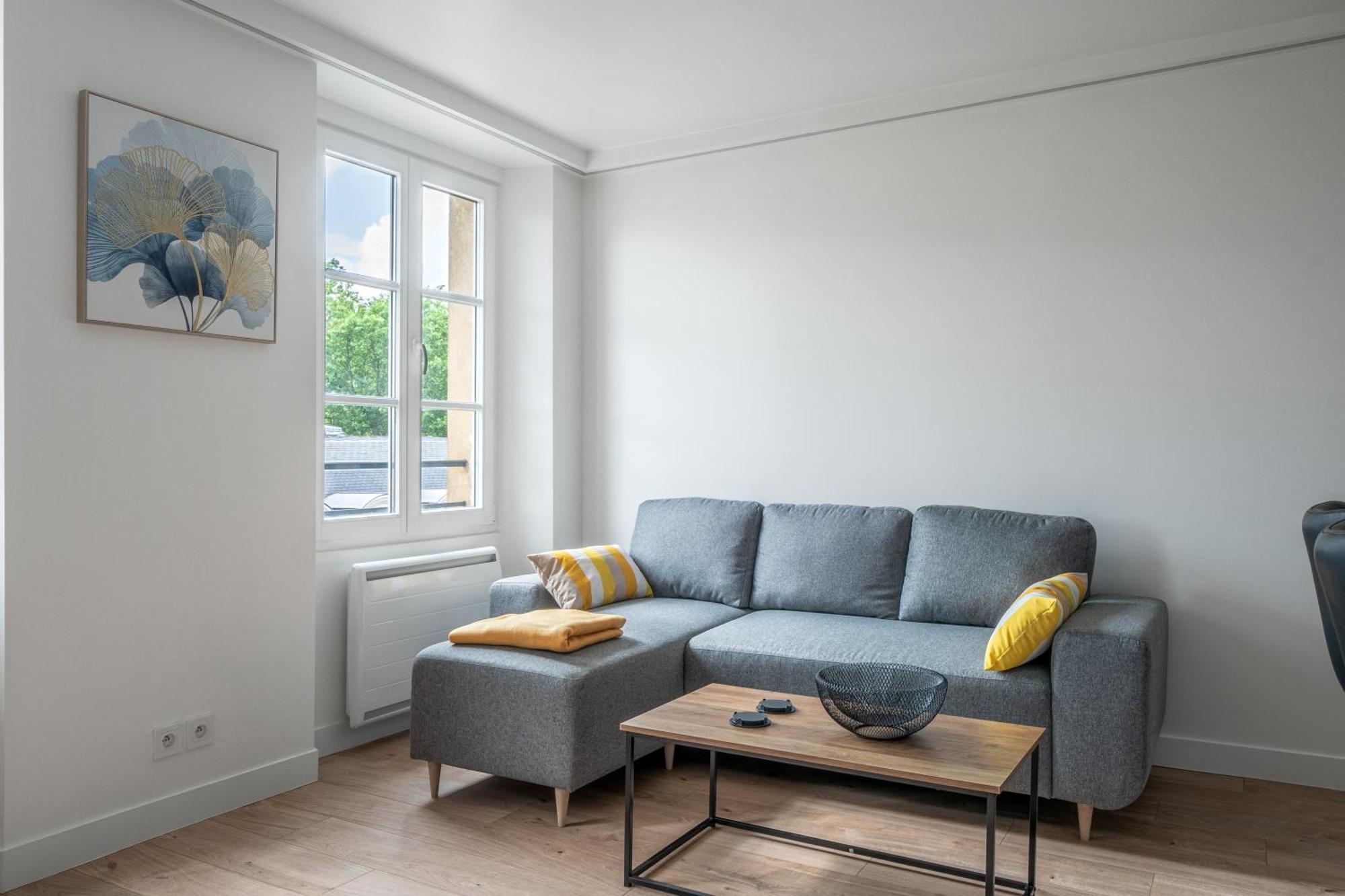 Le Versailles Soleil Classe 3 Etoiles Charme & Vue Chapelle Royale 외부 사진